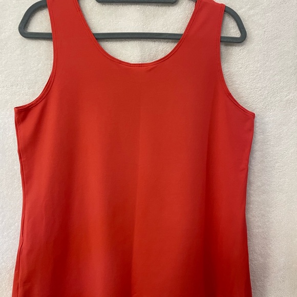 Sleeveless tank by Chicos size 2 coral in excellent condition. Great piece - Picture 5 of 8